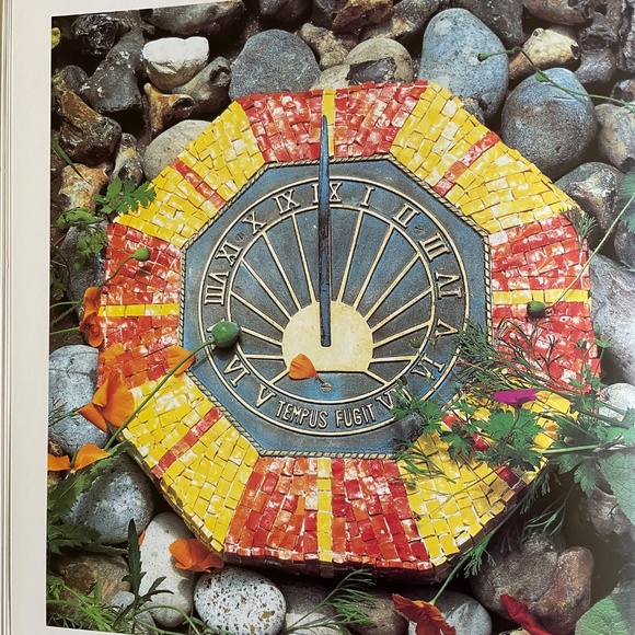 Mosaics: Inspirational Ideas to Make in a Weekend - Hardcover Book - Picture 6 of 10